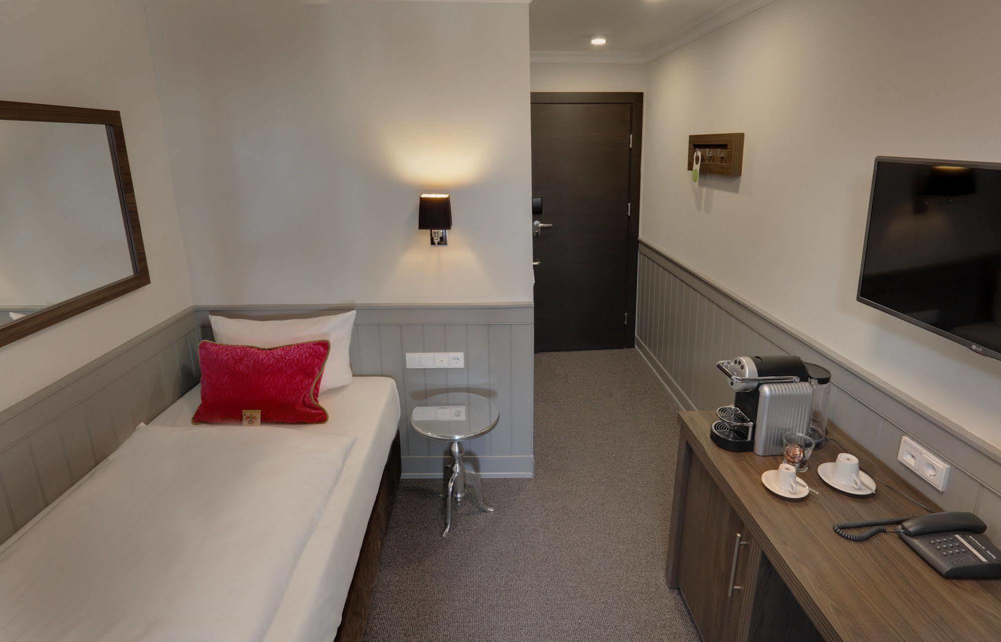 Hotel Max Am Meer Kuehlungsborn Luaran gambar